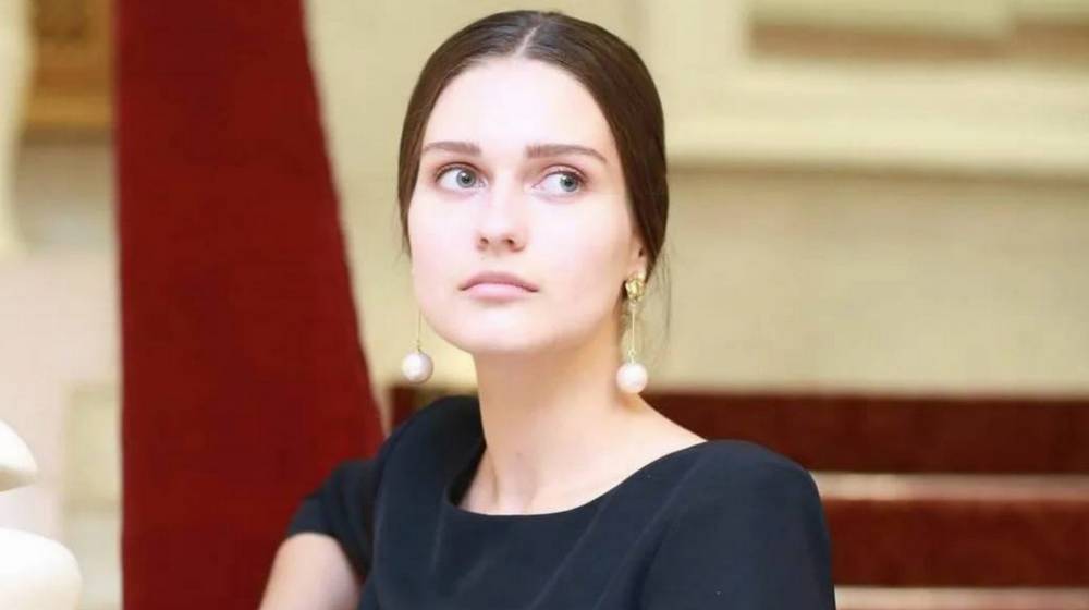 «Мисс Брянск – 2021» Лиза Лукачева предложила составить список 7 чудес Навли