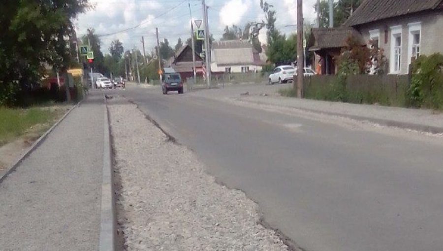 В Брянске ремонт дороги в переулке Металлистов вызвал недовольство горожан