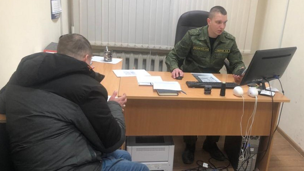 В Жуковке за получение взятки предстанут перед судом два бывших полицейских