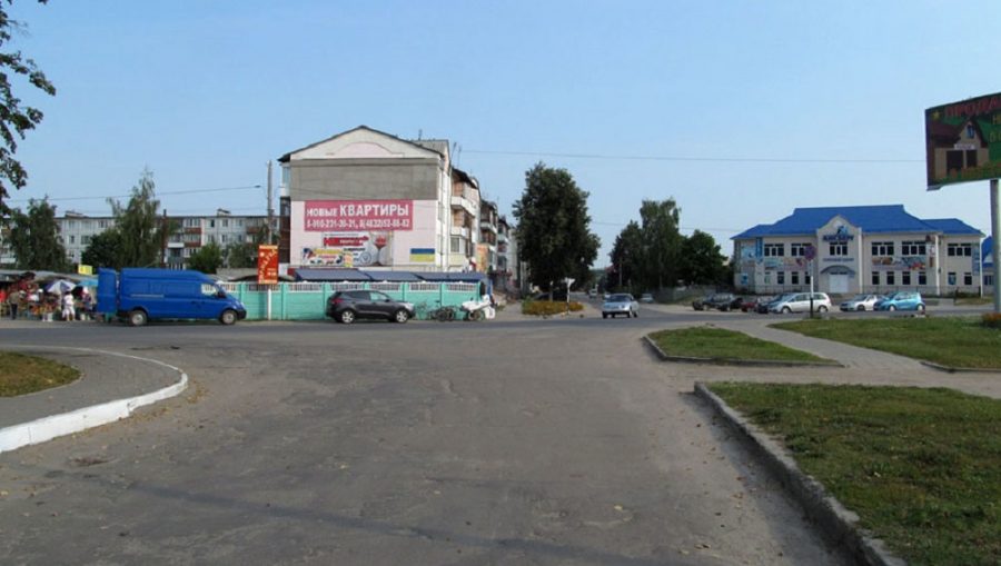 Чиновникам велели привести в порядок опасную дорогу  в центре Жуковки