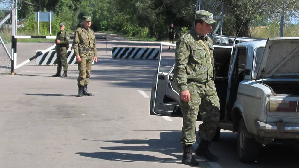 В Брянской области украинца осудили на 2 года за незаконное пересечение границы России