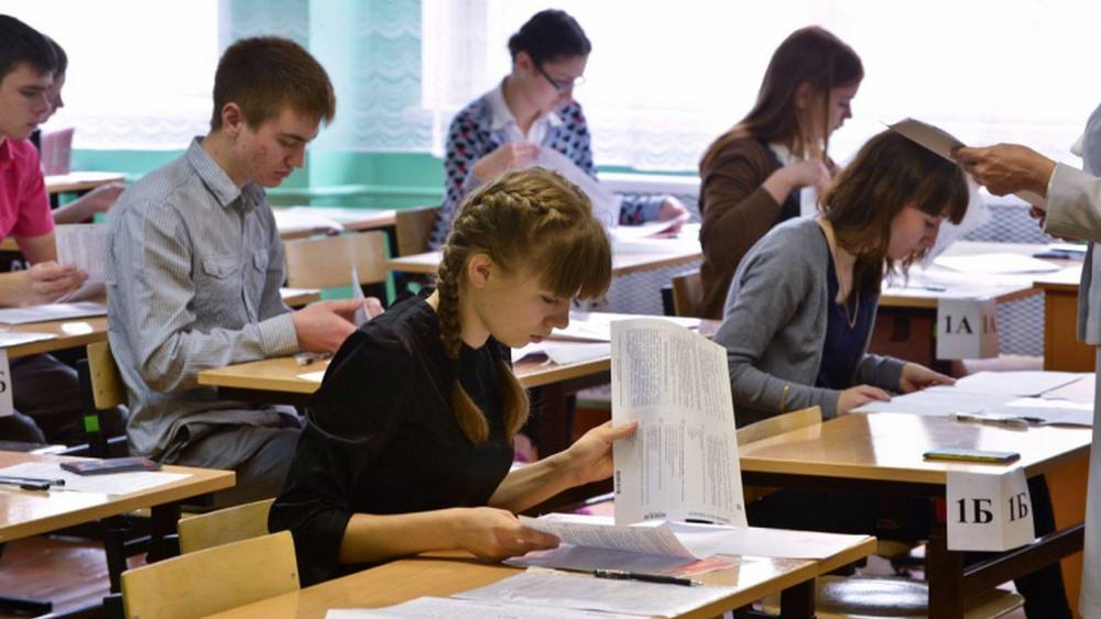 На 3 тысячи рублей оштрафовали курского школьника за шпаргалку на ЕГЭ
