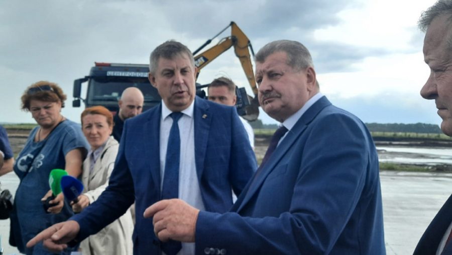 Губернатор Богомаз отметил хорошее начало реконструкции брянского аэропорта