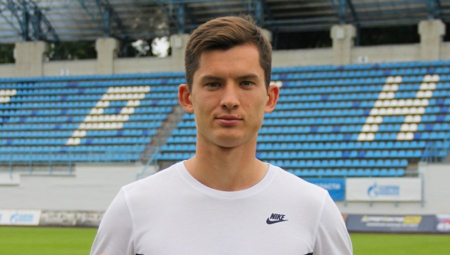 Игроком брянского «Динамо» стал 23-летний нападающий Александр Оленёв