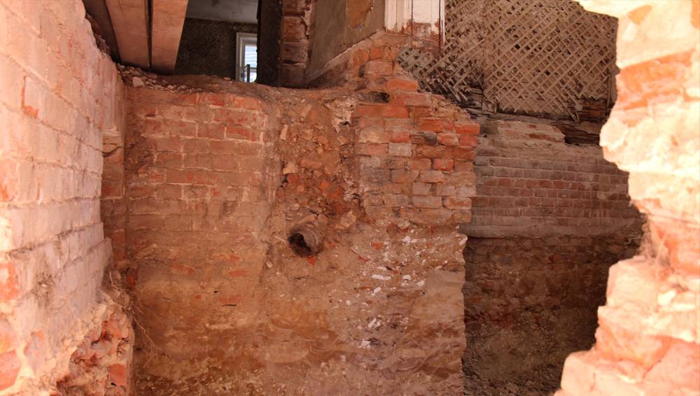 Реставрация здания в брасовской усадьбе князя оказалась сложной задачей