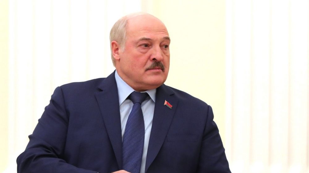 Лукашенко назвал теракты в Белоруссии и Брянской области звеньями одной цепи