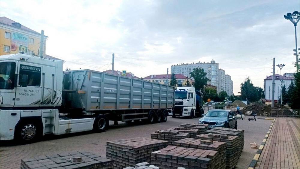 В Брянске для реконструкции площади Партизан используют белорусский гранит