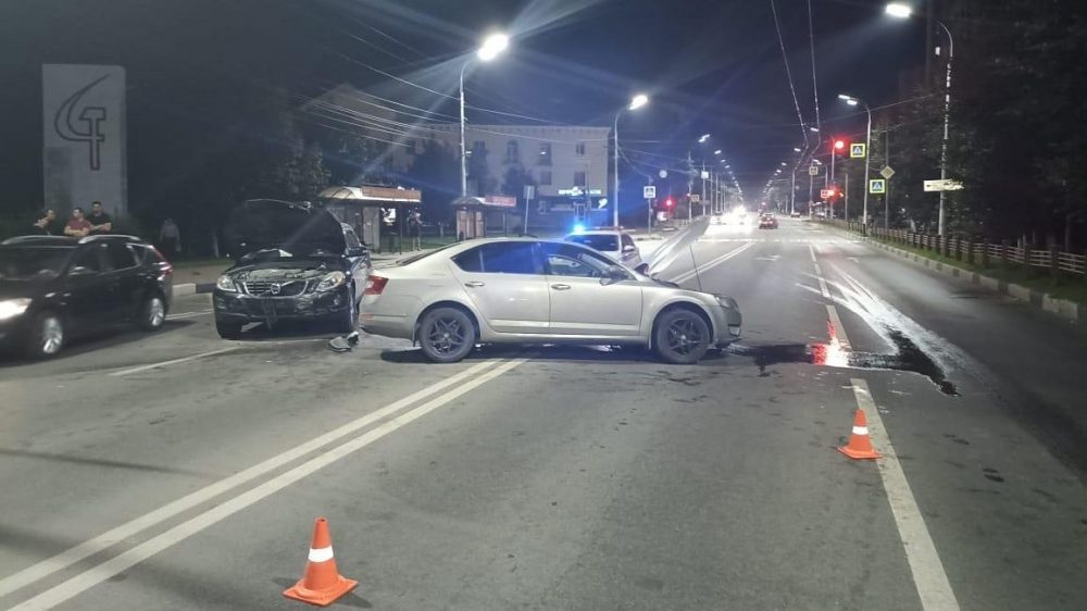 Очевидец рассказал подробности погони и аварии в Брянске на улице Дуки