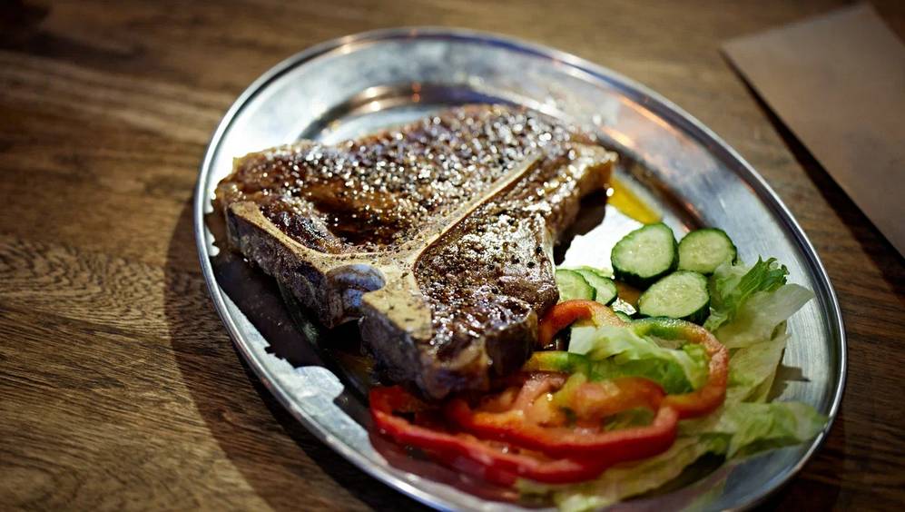 В гастрономическом пресс-туре «Мираторг» показал мясное изобилие полезных и вкусных блюд