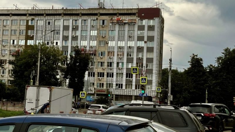 Ремонтируемый клинико-диагностический центр в Брянск приобретет новые цвета