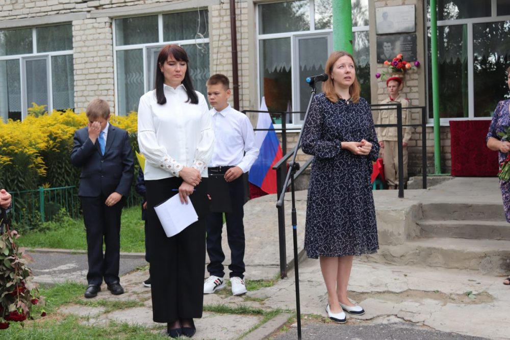 В Севском районе увековечили память погибшего в ходе спецоперации Героя России Сергея Горина