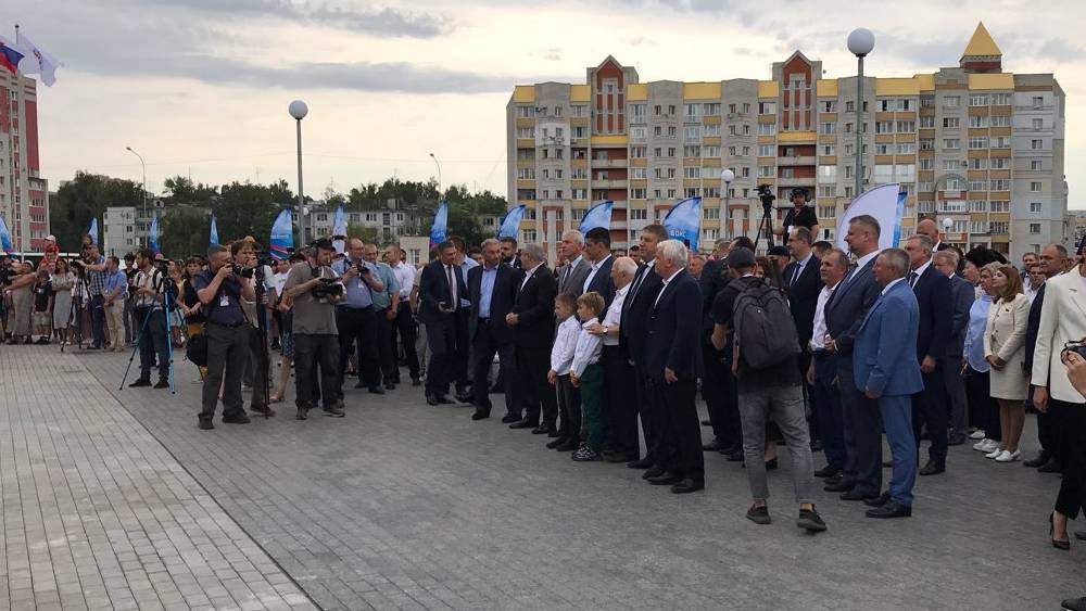 Министр спорта и брянский губернатор открыли Дворец единоборств