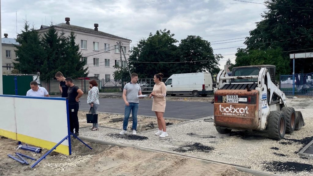 В Карачевском районе ведется контроль строящихся и ремонтируемых объектов