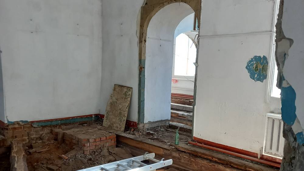 В Брасове Брянской области начали реставрацию старой Васильевской церкви