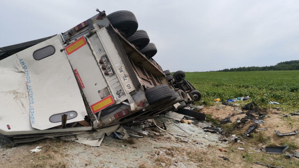 Число погибших в ДТП с грузовиком в Брянской области увеличилось до трех