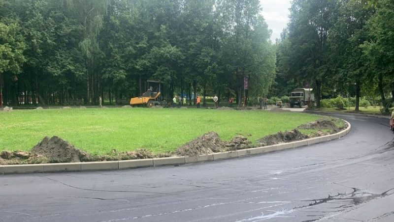 В Брянске выполнили половину работ по обновлению парка «Соловьи»