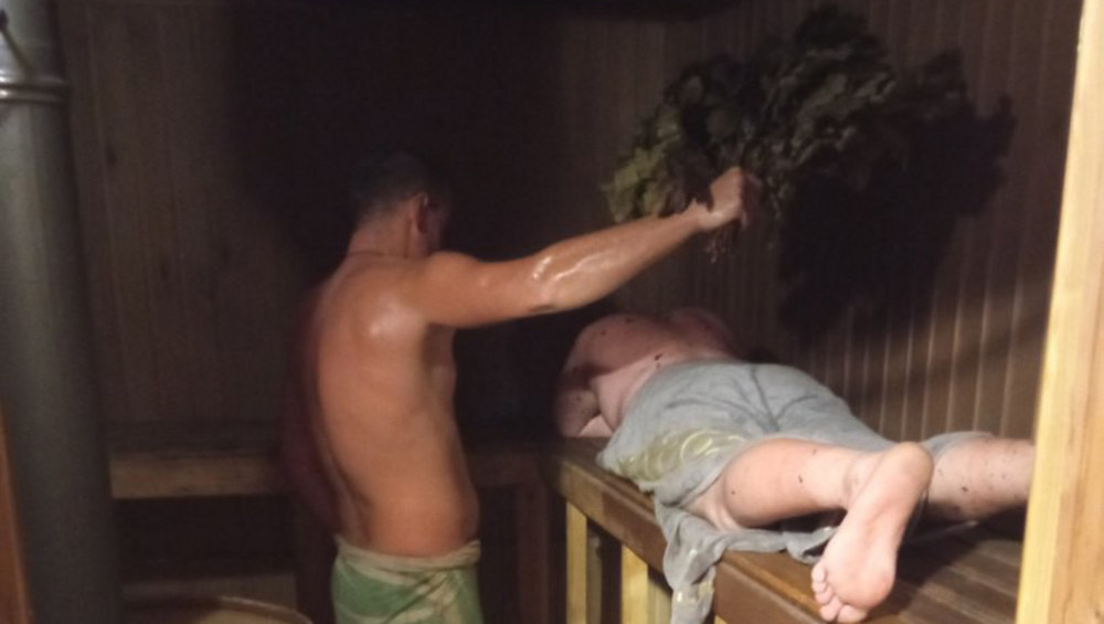 Брянец пригласил мобилизованных мужчин бесплатно попариться в его бане