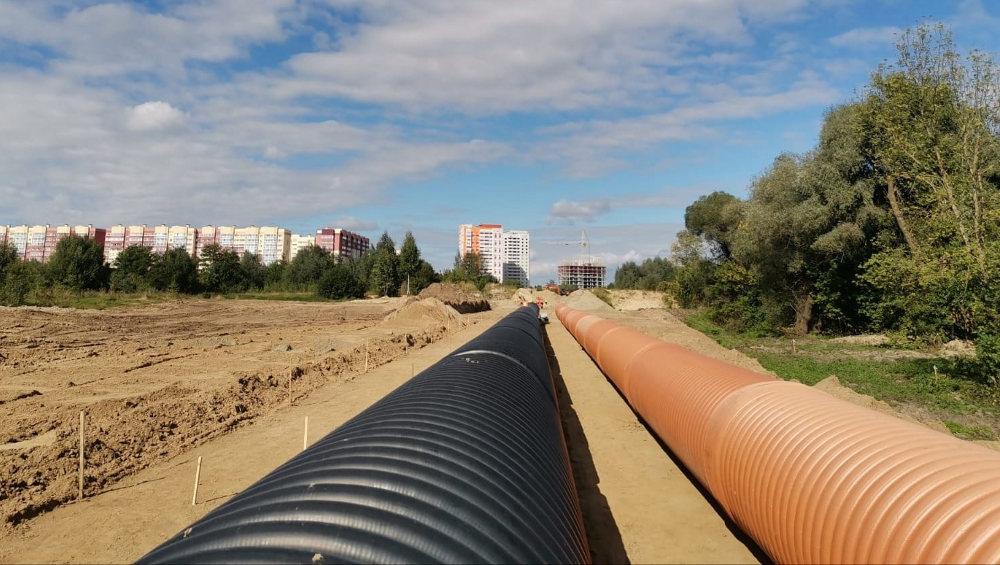 В микрорайоне на улице Флотской в Брянске построят дороги и ливневую канализацию