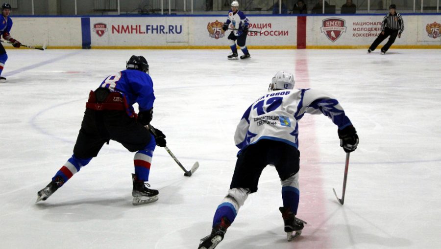 Брянские хоккеисты выиграли два контрольных матча в Белгороде