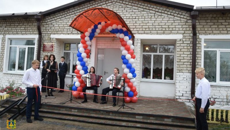 В Красной Горе за 2,2 млн рублей обновили здание детской музыкальной школы