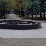 В реконструируемом брянском парке «Юность» уложили резиновое покрытие