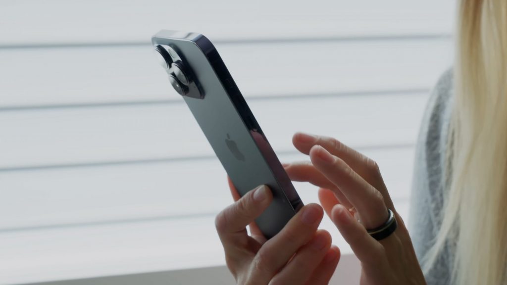 Брянским чиновникам запретят пользоваться смартфонами iPhone