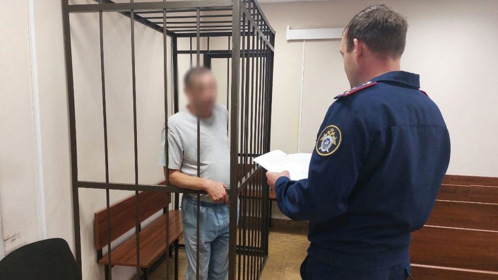 В Клинцах осудят зарубежного бизнесмена за попытку подкупа полицейского