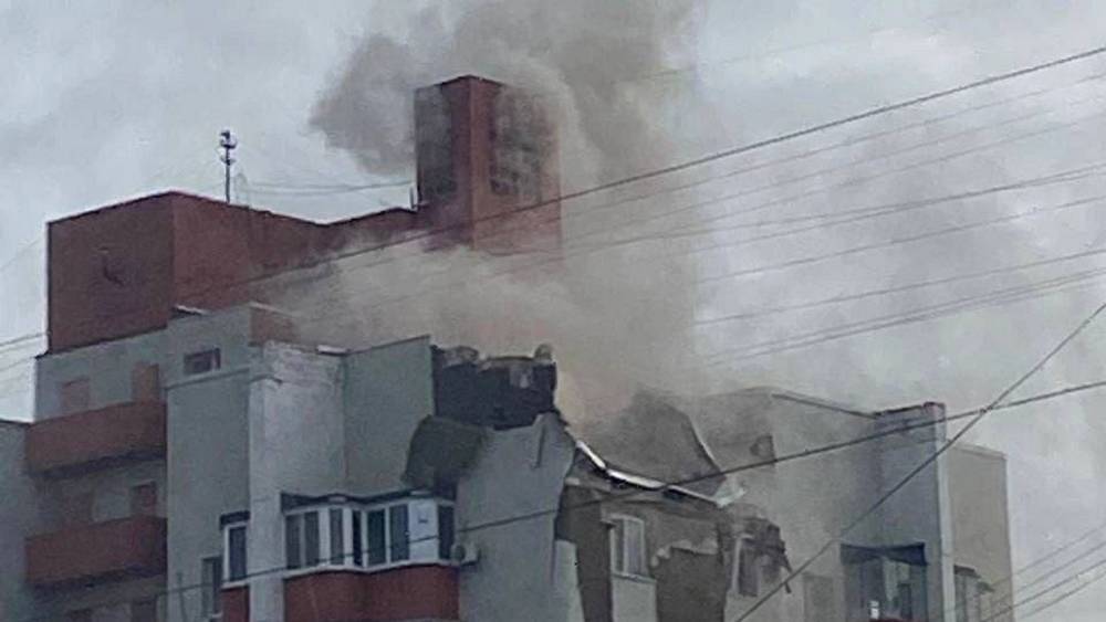 В Белгороде ракета ВСУ ударила в многоэтажный жилой дом
