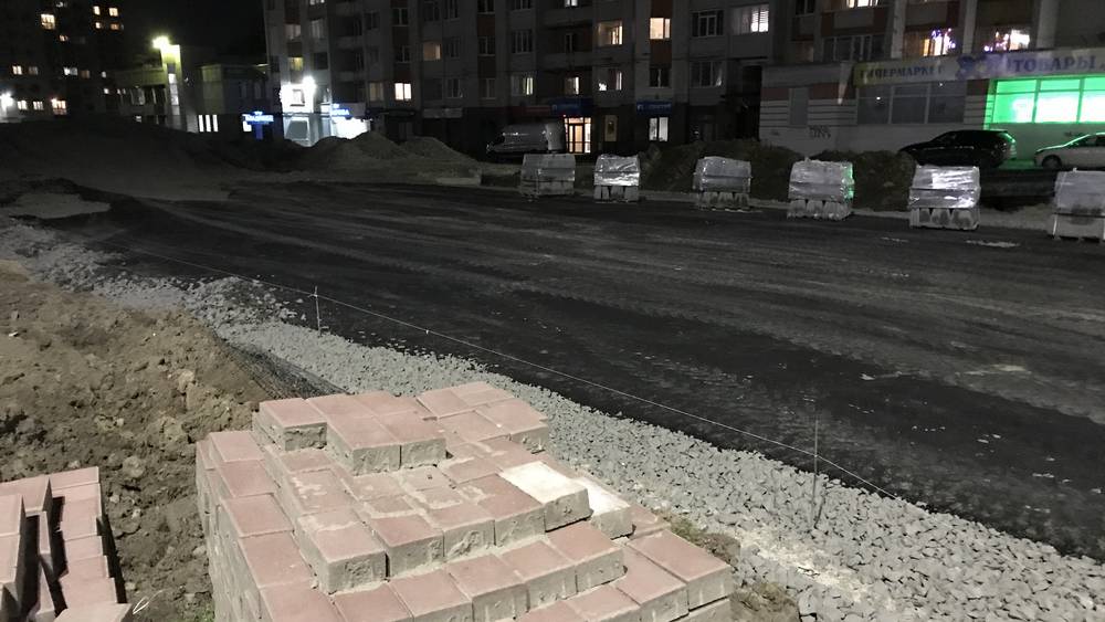 В Брянске начали строительство дороги на Счастливой улице у Дворца единоборств