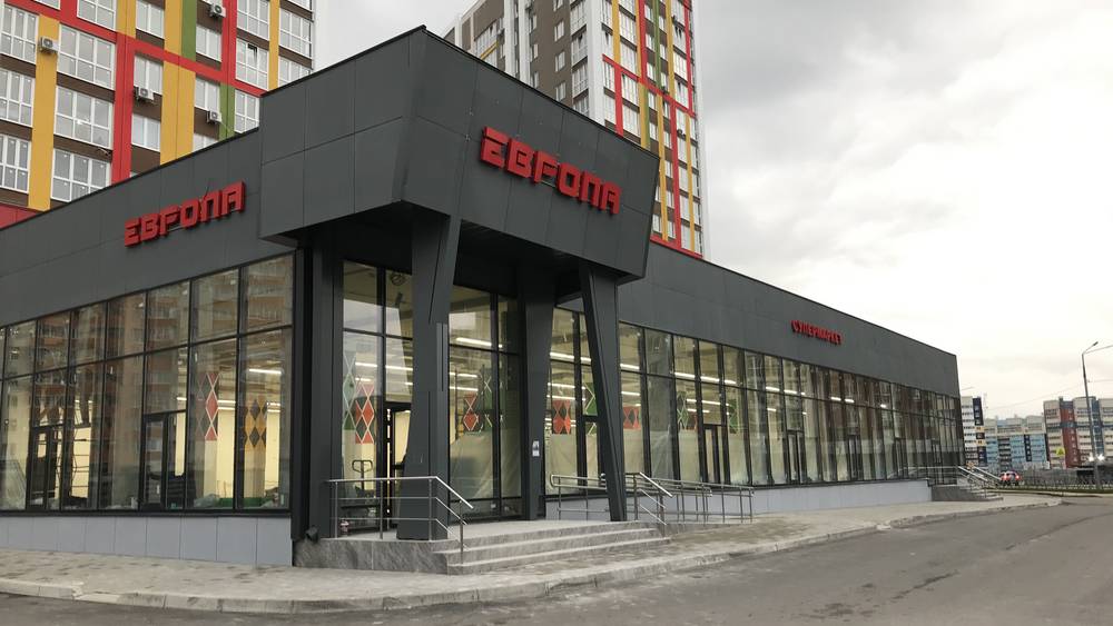 В Брянске на улице Горбатова в новом здании откроется гипермаркет «Европа»