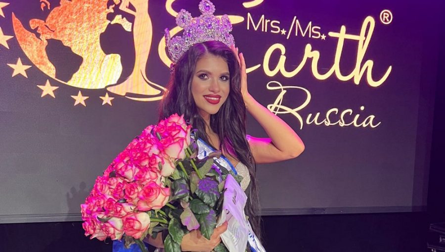 Ирина Монако из Брянска завоевала Гран-при конкурса «Мисс Россия Земля 2022»