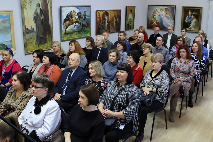 В Брянске вручили премии 50 лучшим работникам культуры и искусства