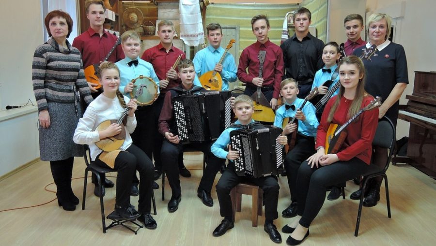 Преподавателя музыки из Брянска Лилию Малышеву наградили премией правительства РФ