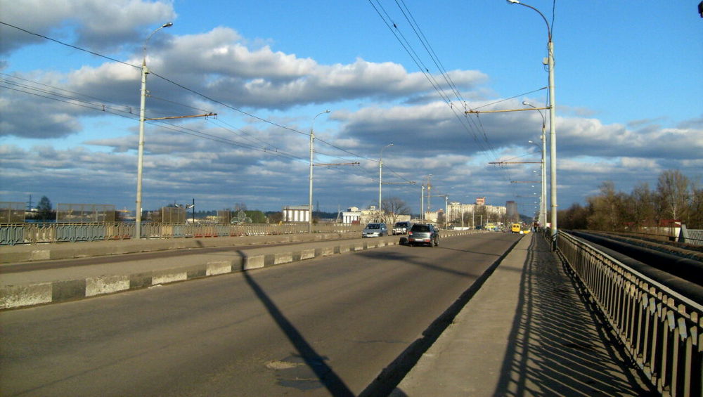 В Брянске с 15 октября из-за ремонта ограничат движение по путепроводу в Фокинском районе