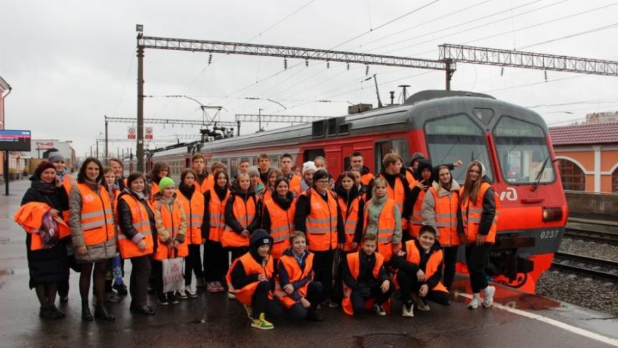 «Рейс безопасности» для школьников брянского поселка Самара-Радица провели железнодорожники