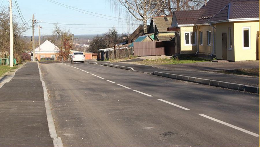 В Брянске по просьбам местных жителей отремонтировали дорогу на улице 9-го Января