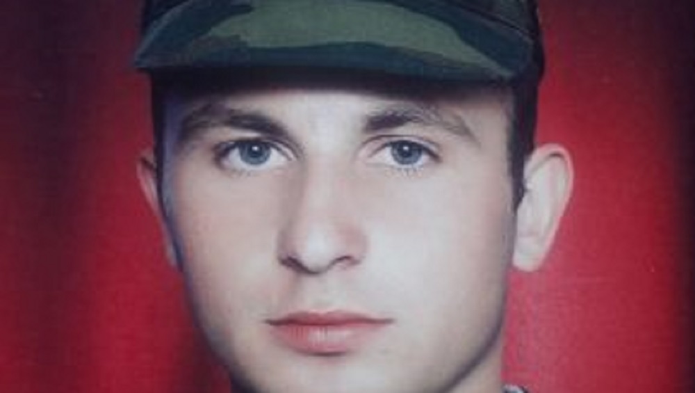В Суземском районе увековечили память погибшего на Украине военнослужащего Сергея Амелина