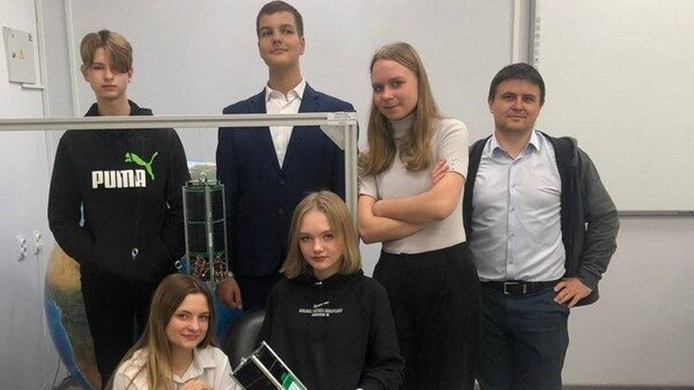 Команда школьников из Брянска запустит в стратосферу собственный летательный аппарат