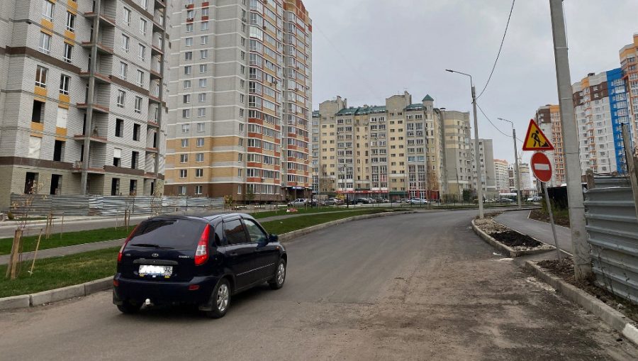 В Брянске водители начали обкатывать новую дорогу между улицами Горбатова и Степной