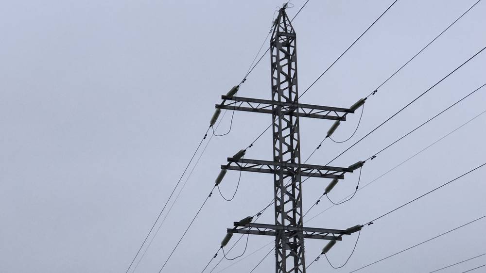 В Брянской области без электричества 11 декабря остались посёлок Локоть и город Клинцы