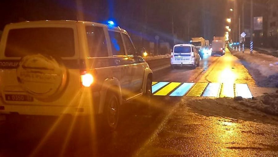В Карачеве водитель «Лады Ларгус» сбил на пешеходном переходе двух девочек 14 и 15 лет