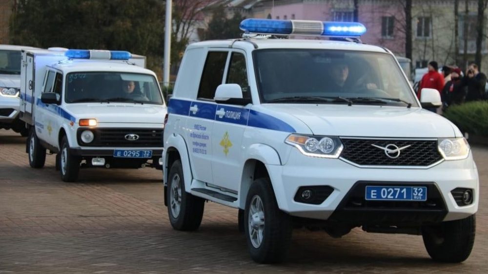 В Брянской области передали 12 автомобилей в парк служебного транспорта полиции