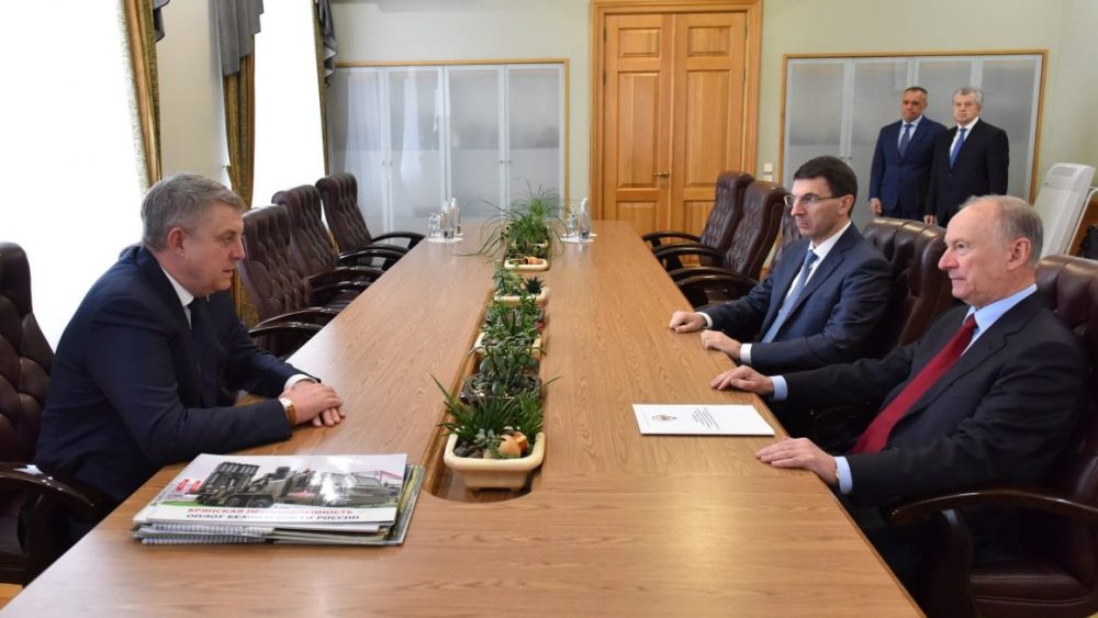 Губернатор Александр Богомаз обсудил с Патрушевым вопросы безопасности в Брянской области
