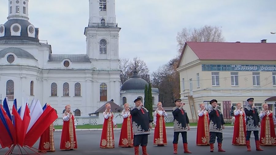В Почепе местные артисты записали клип на песню Ярослава Дронова «Я русский»