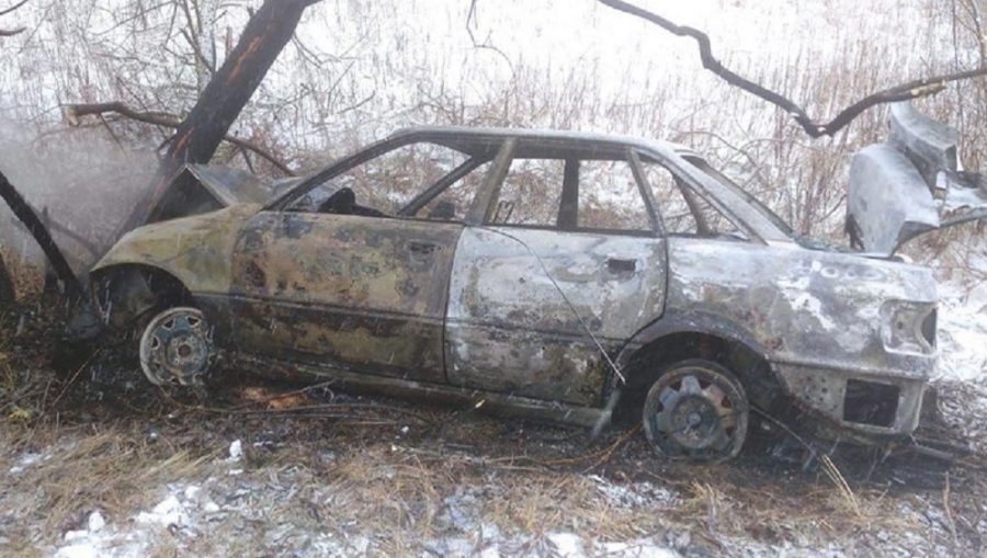 В Красногорском районе в сгоревшей после ДТП иномарке пострадала 50-летняя женщина