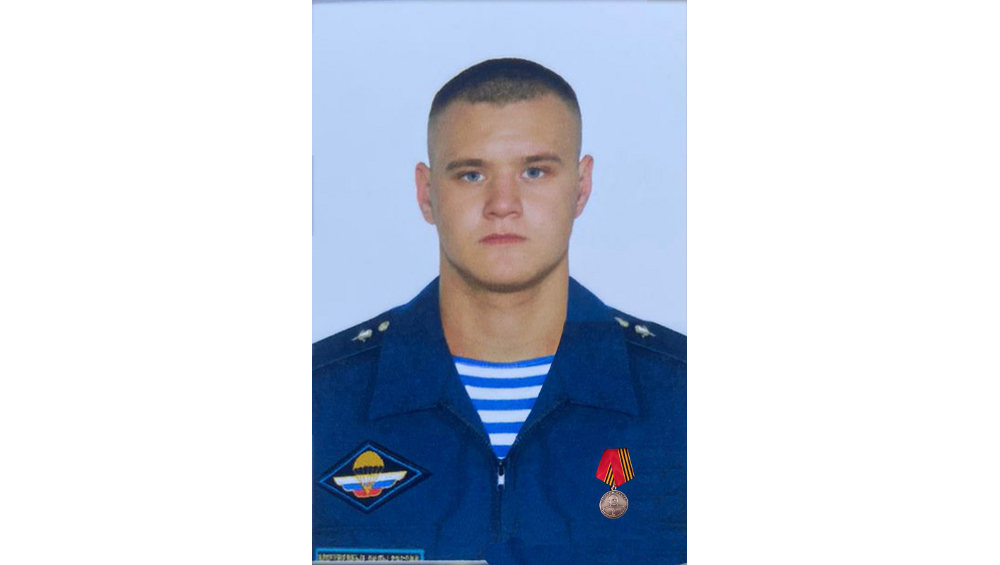 Военнослужащий из Брянской области Никита Степин награжден медалью Жукова за подвиг в СВО