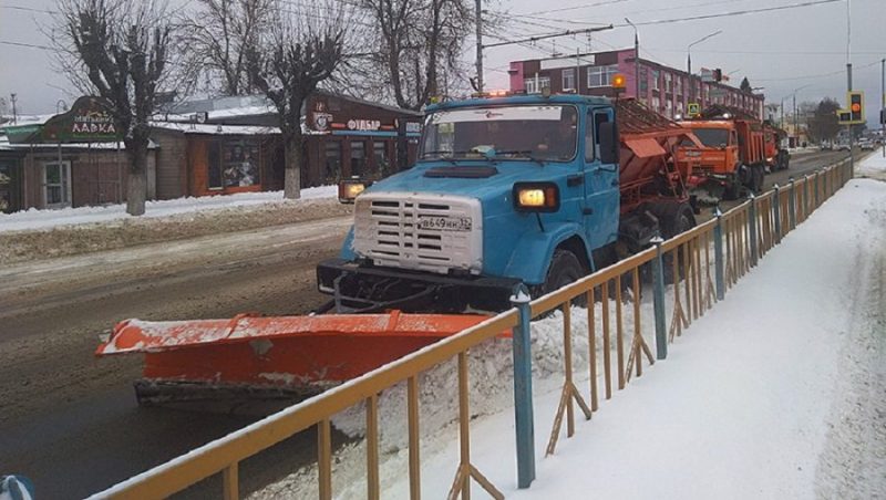 С улиц Брянска дорожники за три дня вывезли 1350 тонн снега