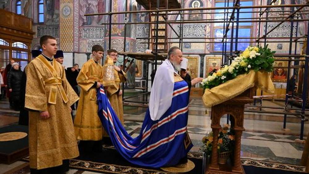 В Брянске в канун дня памяти святителя Николая Чудотворца совершено Всенощное бдение