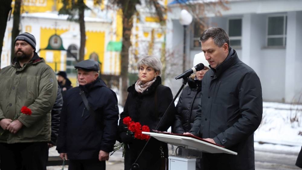 В Клинцах Брянской области прошел митинг в память о погибших на Северном Кавказе воинах