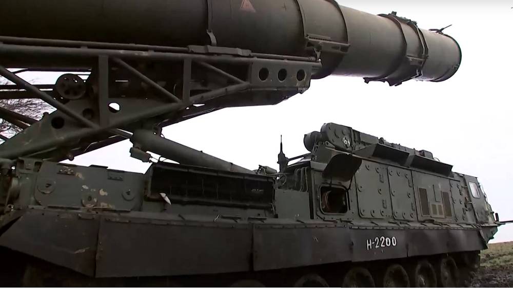 Mash заявил об обстреле Брянской области ВСУ и сбитых комплексом С-300 ракетах HIMARS